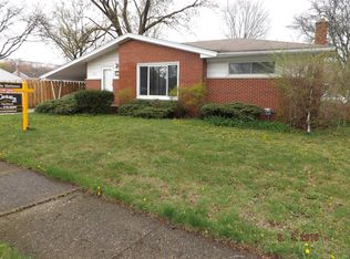 33324 Cloverdale Ave, Farmington, MI 48336