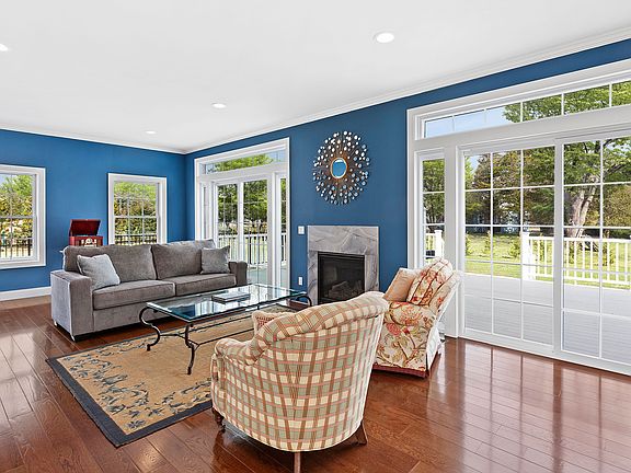 5th image of 55 Tanners Neck Ln #A