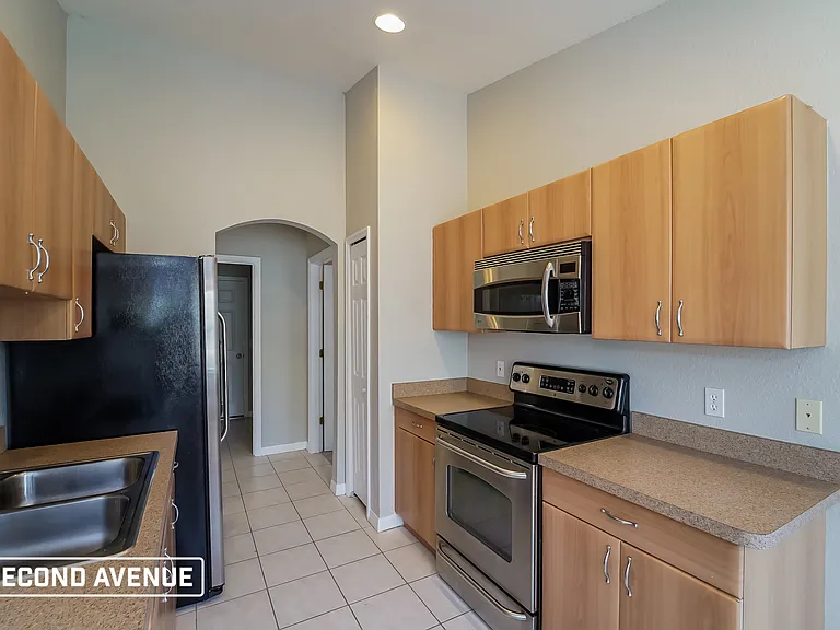3653 Valley Ter — Photo 3