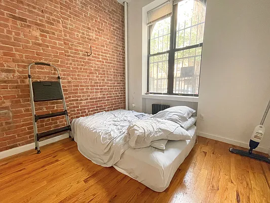 Rented by Keller Williams NYC | media 13