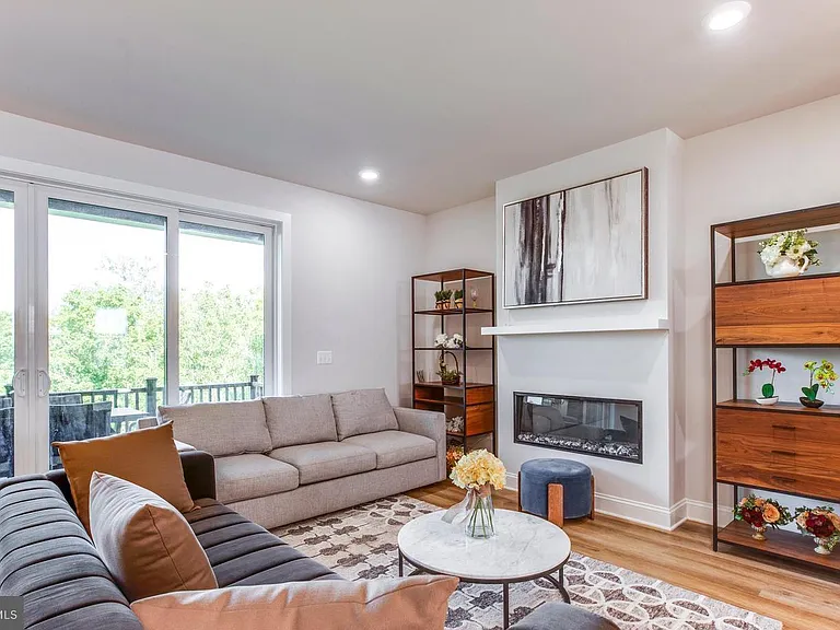 2631 Velocity Rd — Photo 13