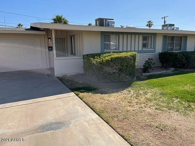 1st image of 10835 W Windsor Dr