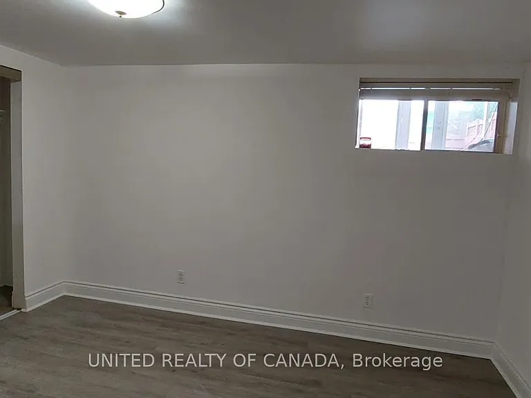 13 George St #2 — Photo 12