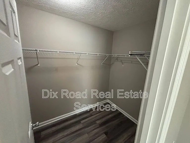 1024 Golfview Dr — Photo 15