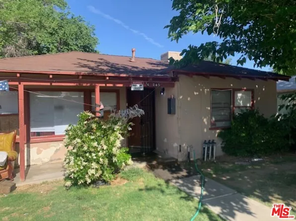 45045 W Redwood Ave, Lancaster, CA 93534