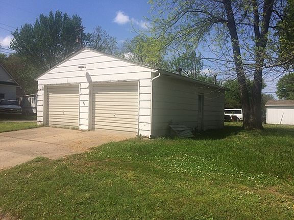 3rd image of 1301 N Smelter St