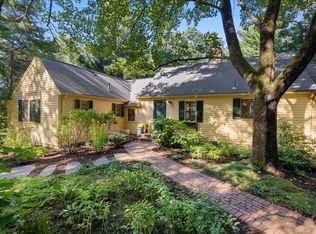 25 Snow St, Sherborn, MA 01770