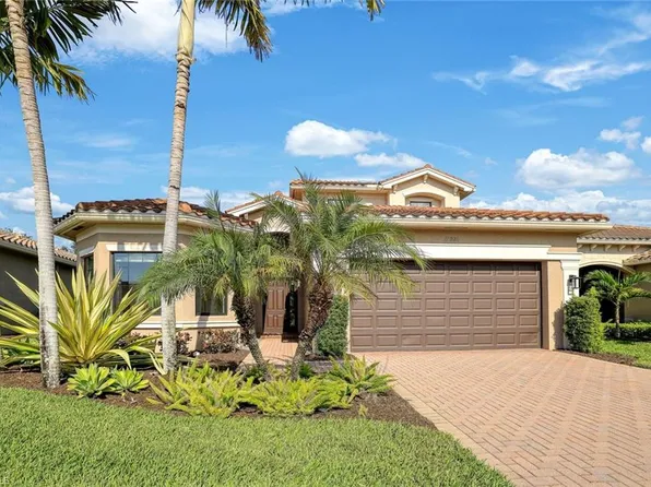 13820 Luna DR, NAPLES, FL 34109