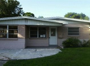 220 42nd Ave N, Saint Petersburg, FL 33703