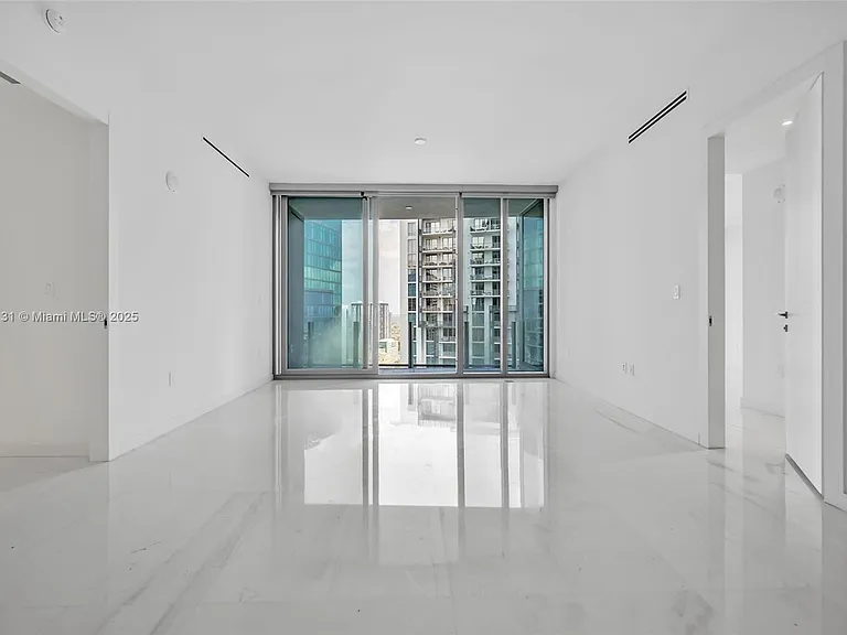 300 Biscayne Blvd #3809 — Photo 2