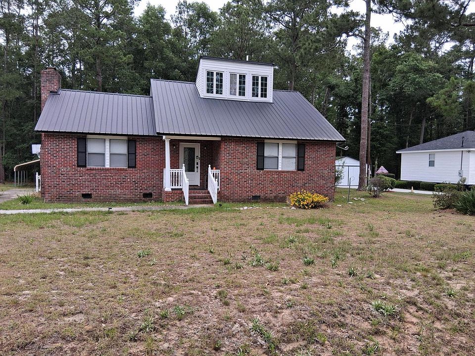 1st image of 367 Emerald St
