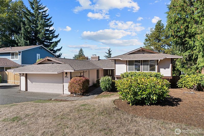 2nd image of 15010 SE 46th Way