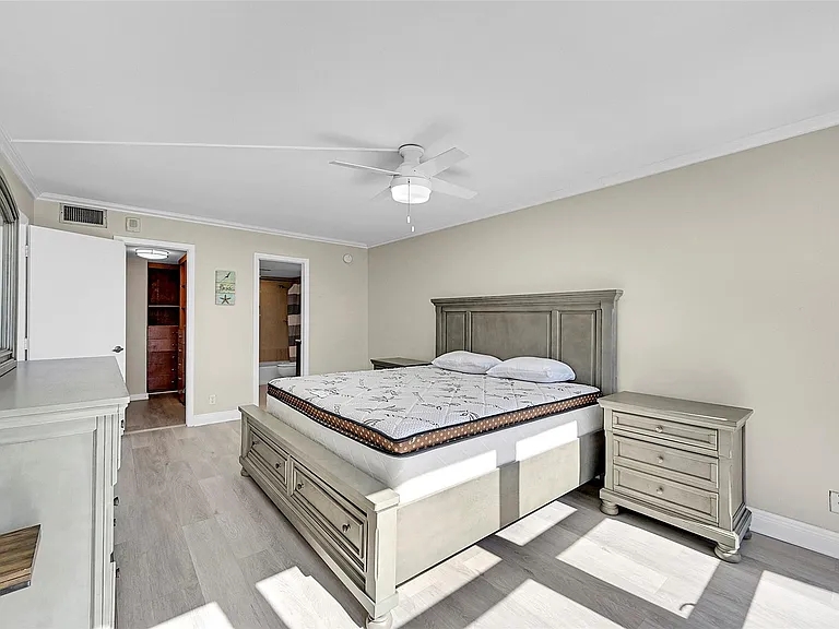 525 N Ocean Blvd #919 — Photo 10