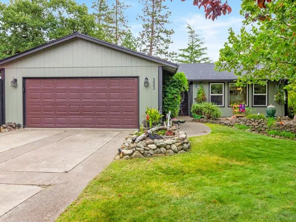 383 Pinetop Ter, Shady Cove, OR 97539