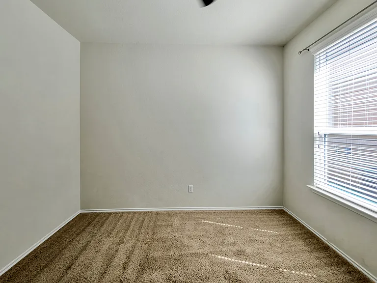 3306 Claymore St — Photo 19