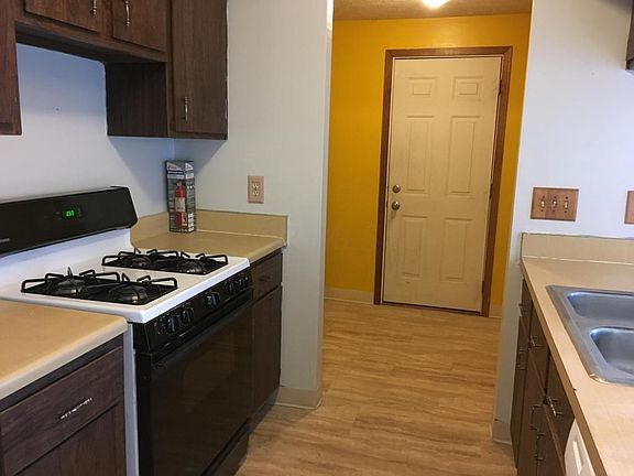 4th image of 267 Eastwind Ct