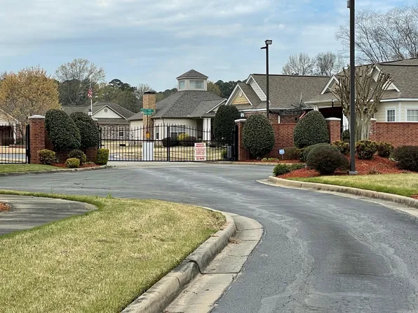 802 Stagecoach Vlg, Little Rock, AR 72210