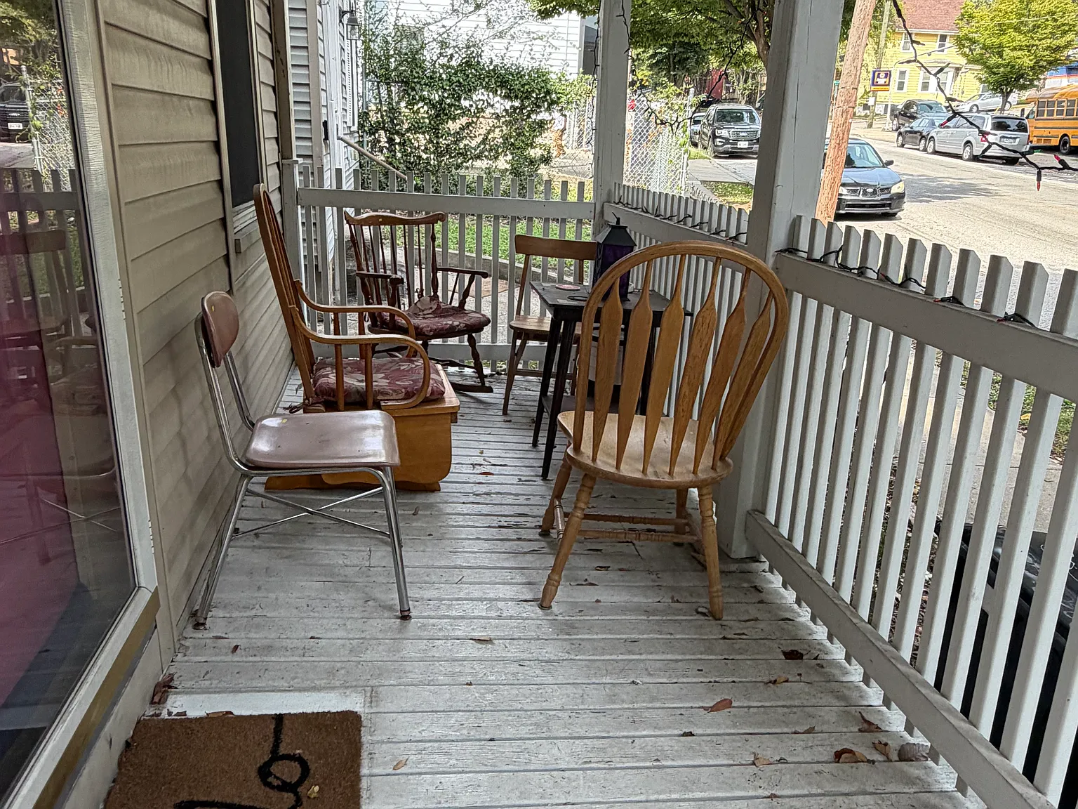 2209 W Clifton Ave — Photo 2