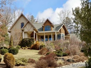 211 S Plains Dr, Asheville, NC 28803