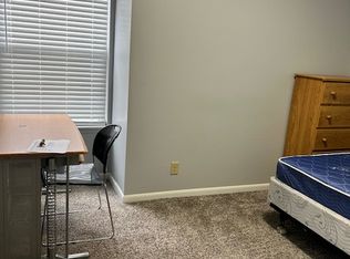 1010 Springfield Ave #301-2, Urbana, IL 61801