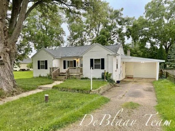3418 Munson St, Lansing, MI 48917