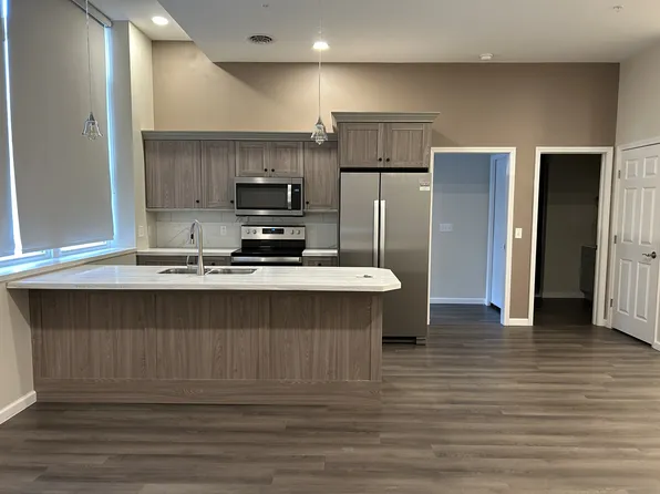 127 Lake St #102, Chittenango, NY 13037