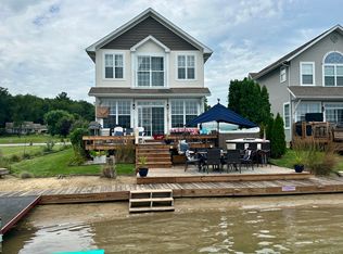 68695 Oak Spring Rd, Edwardsburg, MI 49112