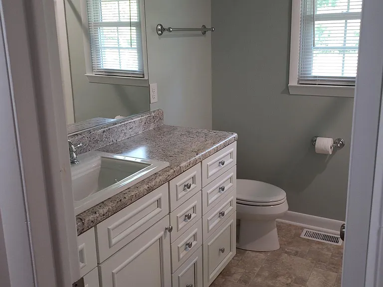 2728 Hamp Stone Rd — Photo 8