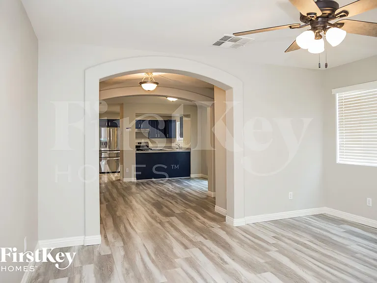 6074 Peaceful Creek St — Photo 5