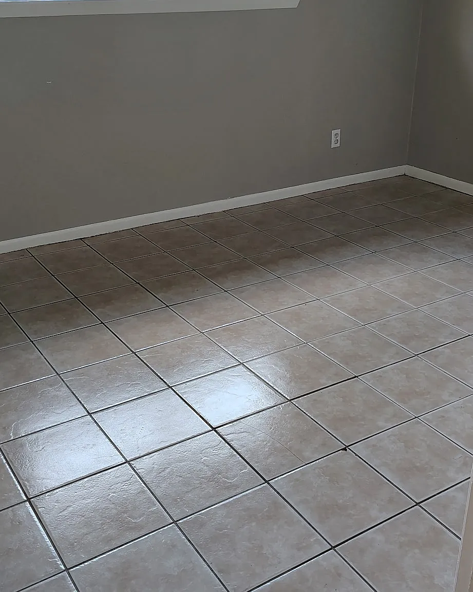 4616 Singletary - 1 — Photo 3