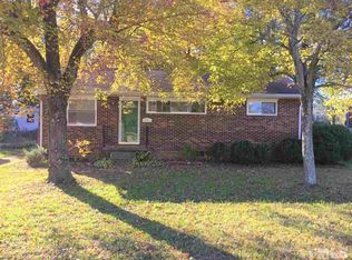 808 Bowling St, Graham, NC 27253