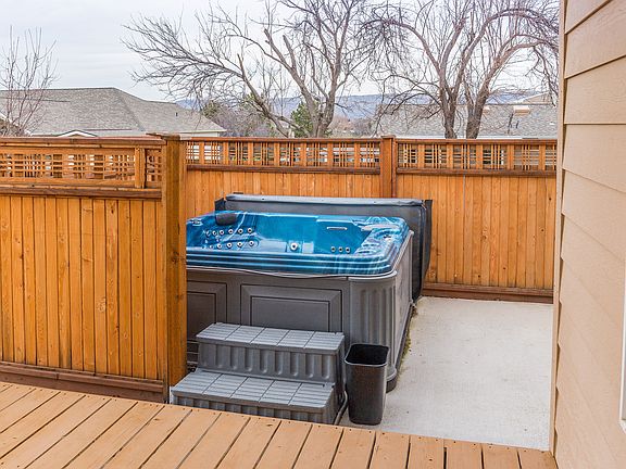 3rd image of 3502 Quailridge Dr