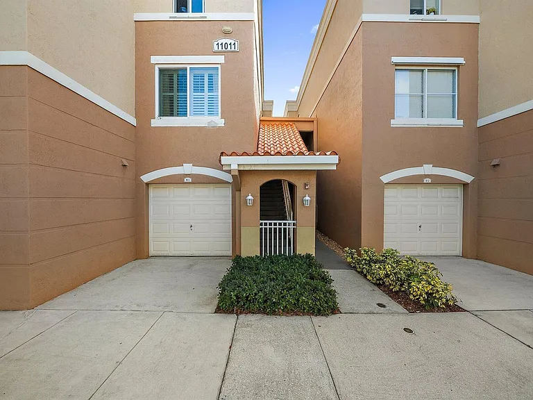 11011 Legacy Ln #306 — Photo 2