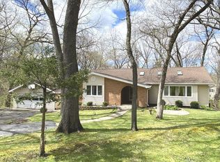 6806 Rhode Island Trl, Crystal Lake, IL 60012