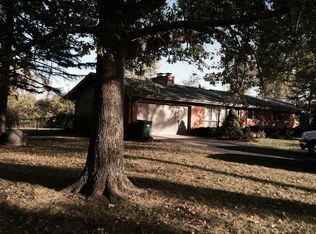 1333 Hillside Dr, Northbrook, IL