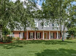 1104 Vestavia Cir, Northport, AL 35473