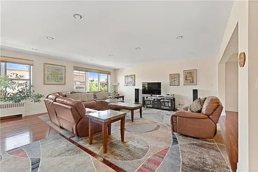 Sold by Exclusive Properties Sotheby's International Realty