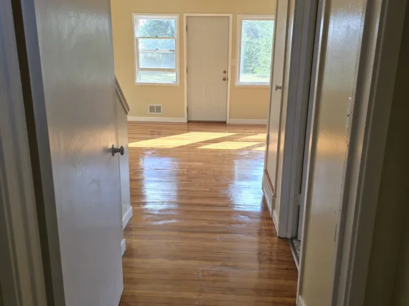 213 Ventura St, Gwinn, MI 49841