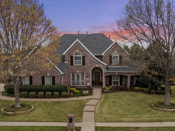 2200 Roadrunner Dr, Flower Mound, TX 75022