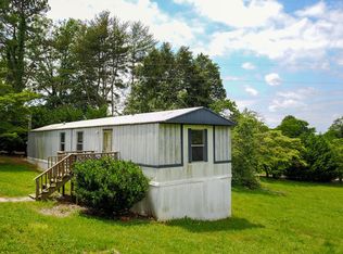 3221 Clover Hill Ridge Rd, Maryville, TN 37801