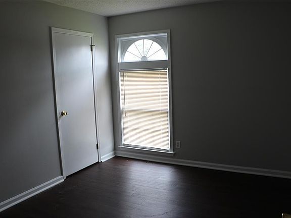 5th image of 5778 Belleau Dr