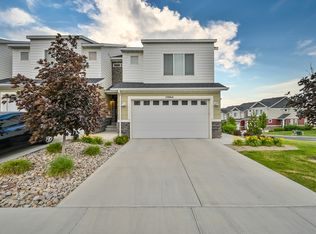 15064 S Gallant Dr, Bluffdale, UT 84065