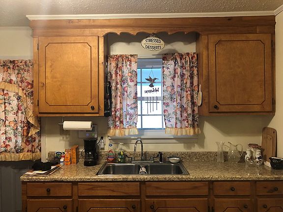 2nd image of 321 Southmoor Dr