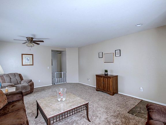 5th image of 11565 W Schleifer Dr