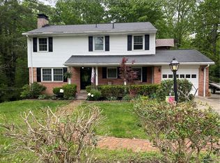 1407 Longridge Rd, Charleston, WV 25314