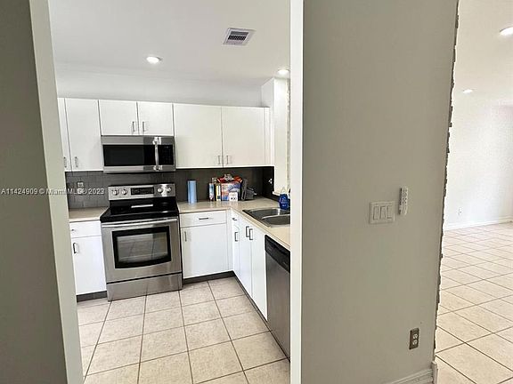 5th image of 20888 NW 3rd Ln