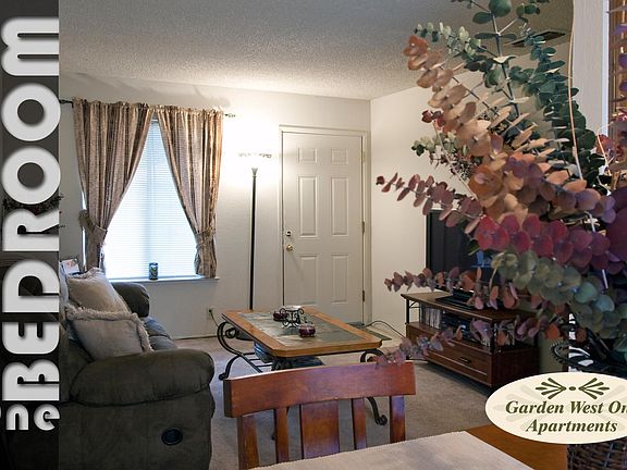 2nd image of 1445 Stabler Ln APT 20