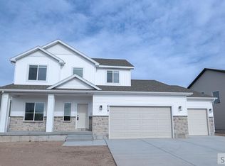 619 Curlew Dr, Ammon, ID 83401