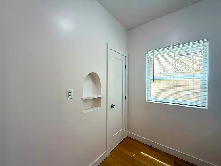 1725 Sunset Cliffs Blvd #2 — Photo 3
