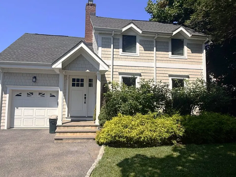 19 Lorraine Dr